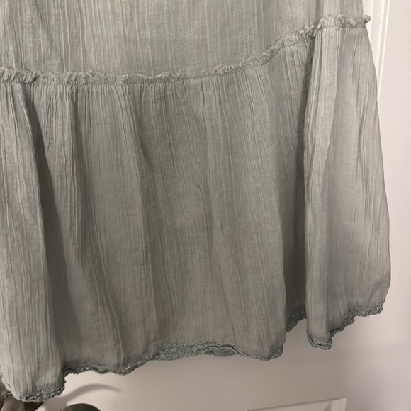 Aritzia dress in min green with attached slip - Picture 4 of 8